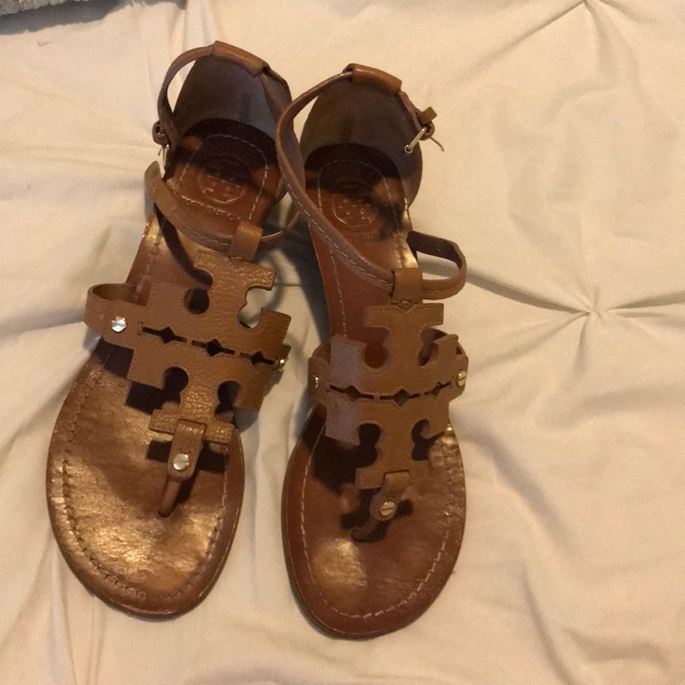 Tory Burch Chandler Logo wedge sandal size 8.5